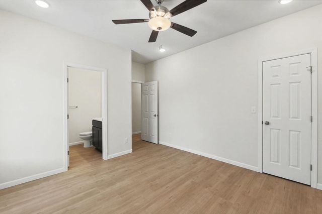 423 S All Halllows Unit 100 & 200, Wichita, KS 67213