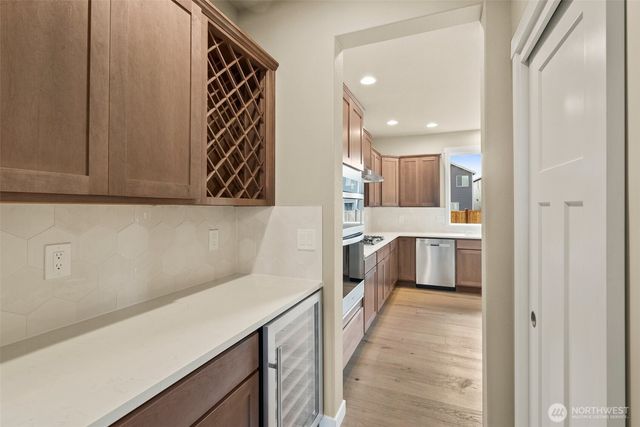 9001 Wyatt Court SE, Tumwater, WA 98501