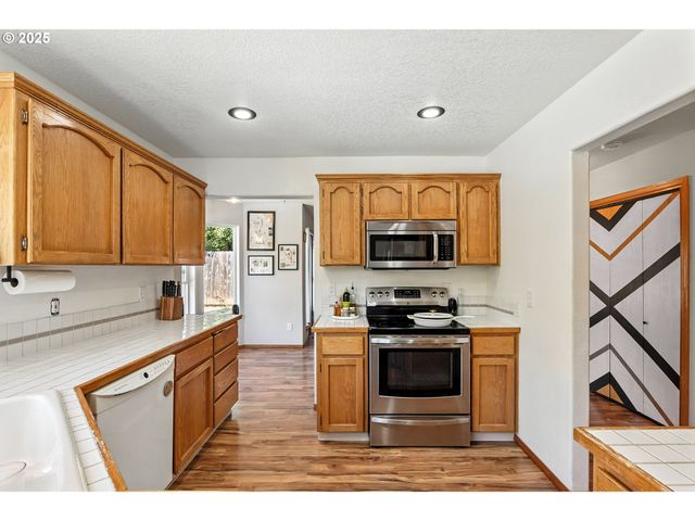 15157 Se 130TH Dr, Clackamas, OR 97015