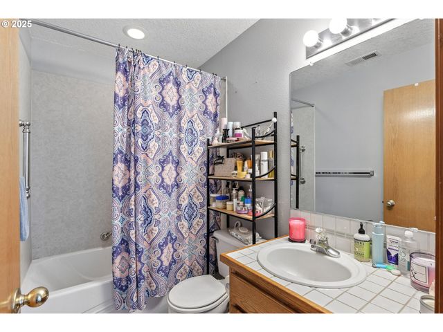 15157 Se 130TH Dr, Clackamas, OR 97015