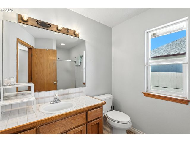 15157 Se 130TH Dr, Clackamas, OR 97015