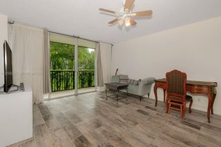 3401 N Country Club Dr 117, Aventura, FL 33180