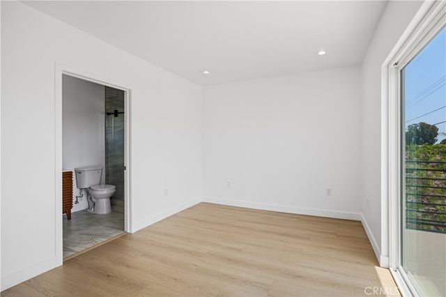10051 Amestoy Avenue, Northridge, CA 91325