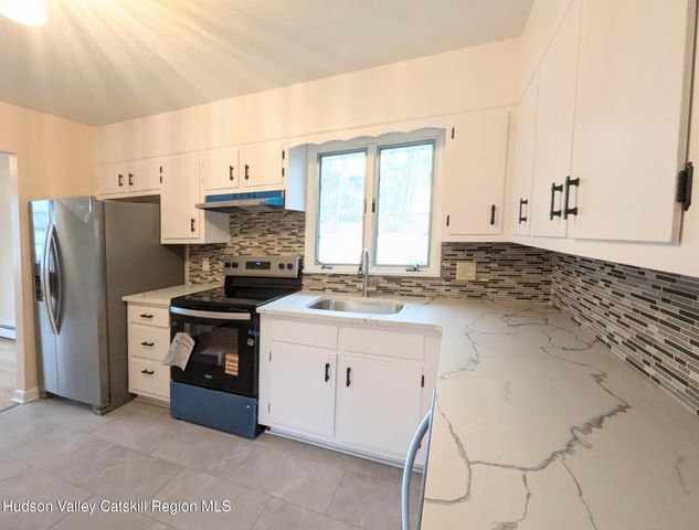 22 Prospect Street, Staatsburg, NY 12580