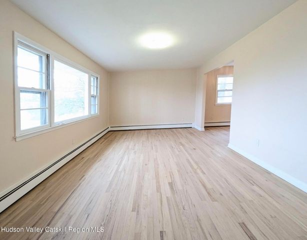 22 Prospect Street, Staatsburg, NY 12580