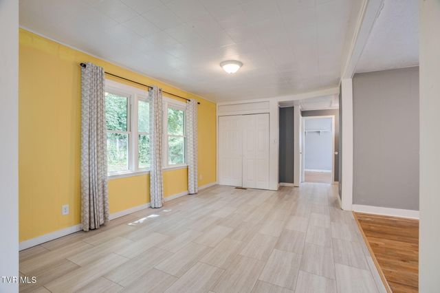 3233 Clover Street, Kingsport, TN 37664