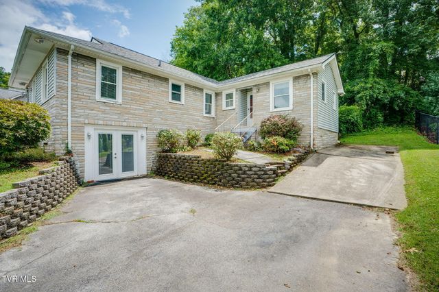 3233 Clover Street, Kingsport, TN 37664
