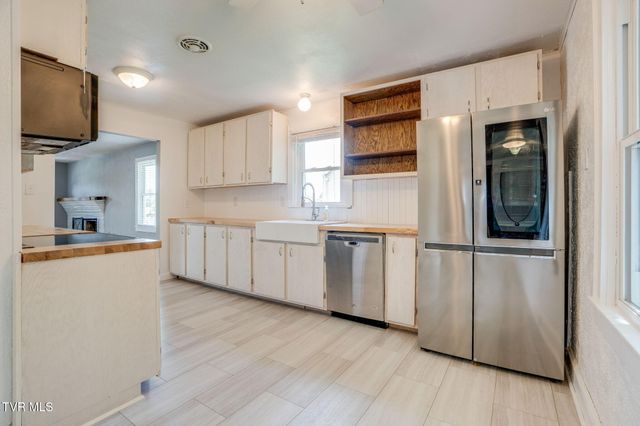 3233 Clover Street, Kingsport, TN 37664