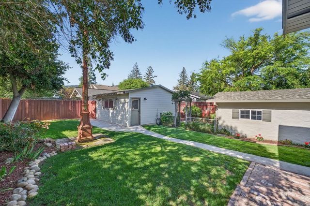 136 Loma Alta Avenue, Los Gatos, CA 95030