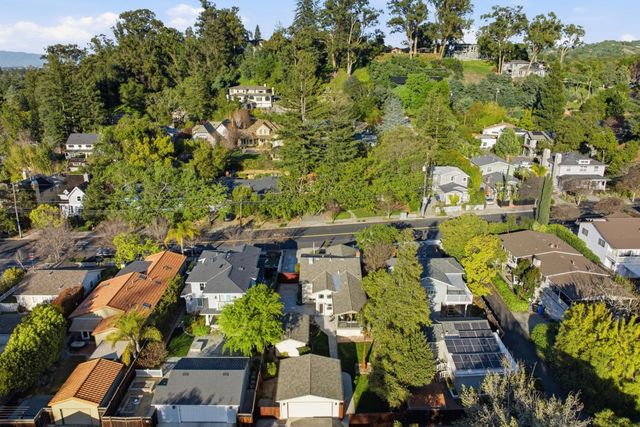 136 Loma Alta Avenue, Los Gatos, CA 95030