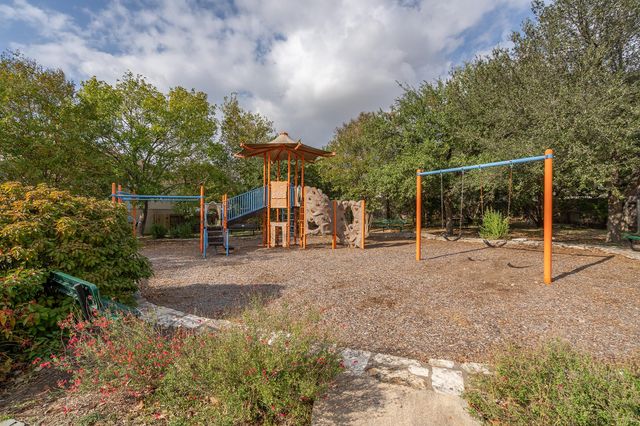 3812 Tailfeather DR, Round Rock, TX 78681