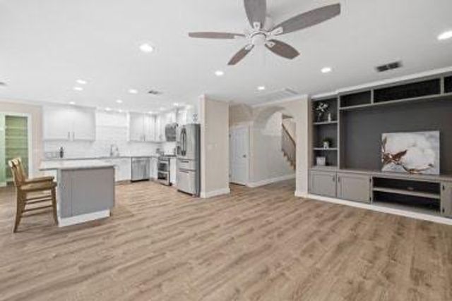 3812 Tailfeather DR, Round Rock, TX 78681