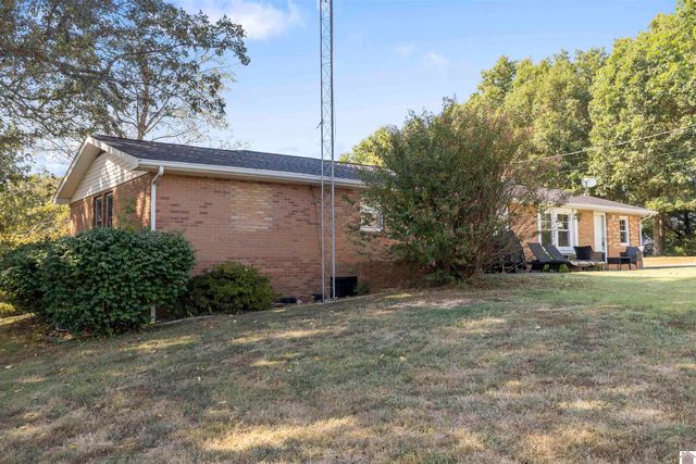 1260 State Route 2132, Marion, KY 42064