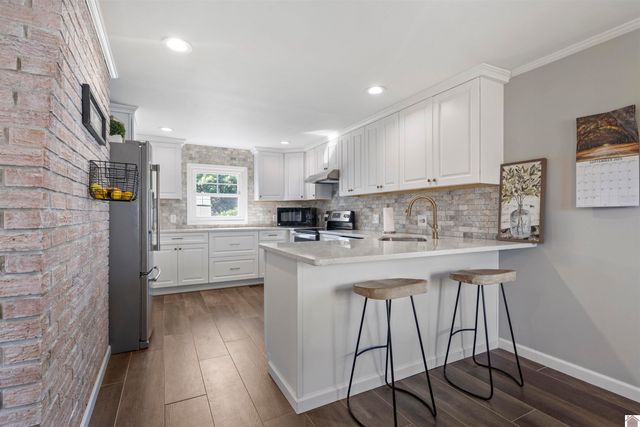 1260 State Route 2132, Marion, KY 42064