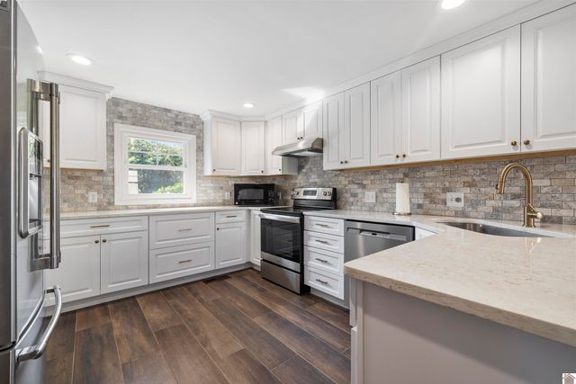 1260 State Route 2132, Marion, KY 42064