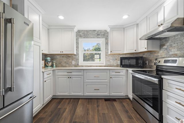 1260 State Route 2132, Marion, KY 42064