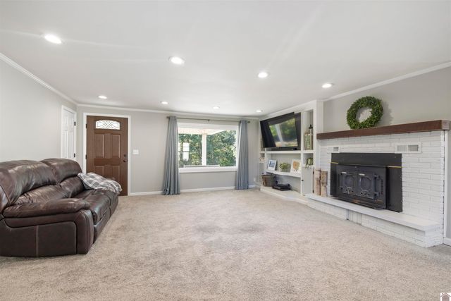 1260 State Route 2132, Marion, KY 42064