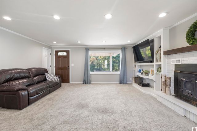 1260 State Route 2132, Marion, KY 42064