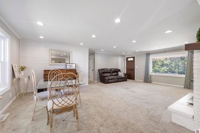 1260 State Route 2132, Marion, KY 42064