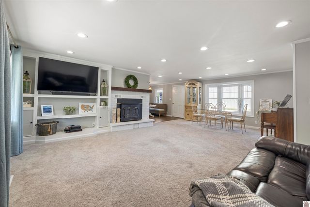 1260 State Route 2132, Marion, KY 42064