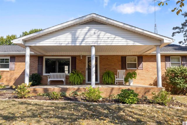 1260 State Route 2132, Marion, KY 42064