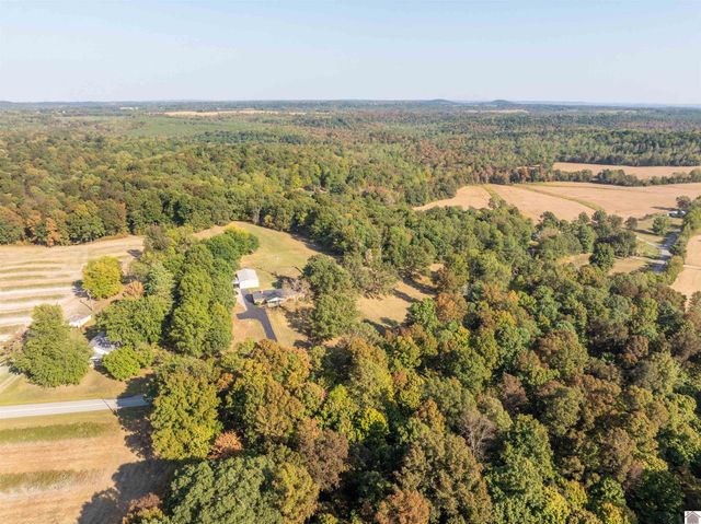 1260 State Route 2132, Marion, KY 42064