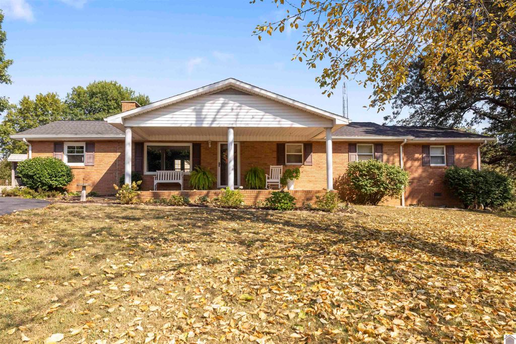 1260 State Route 2132, Marion, KY 42064