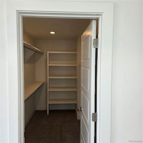 6830 E Lowry Boulevard, Denver, CO 80230