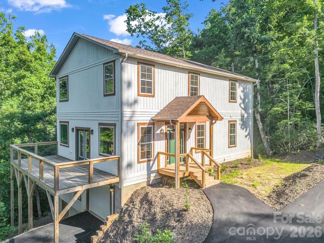 36 Pierpoint Drive, Lake Lure, NC 28746