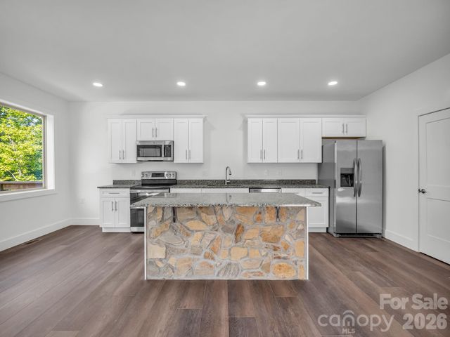 36 Pierpoint Drive, Lake Lure, NC 28746