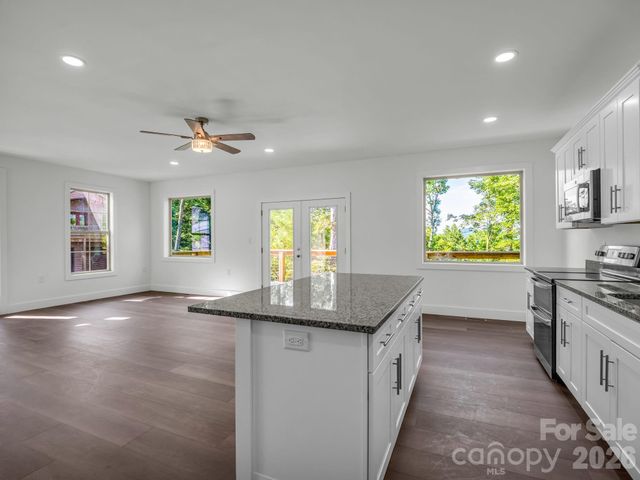 36 Pierpoint Drive, Lake Lure, NC 28746