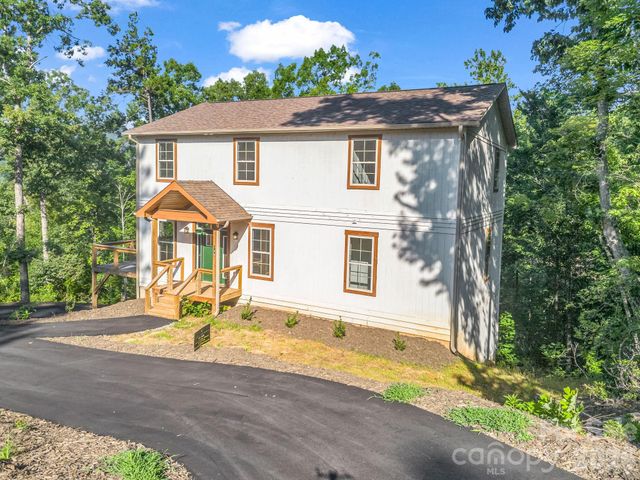 36 Pierpoint Drive, Lake Lure, NC 28746