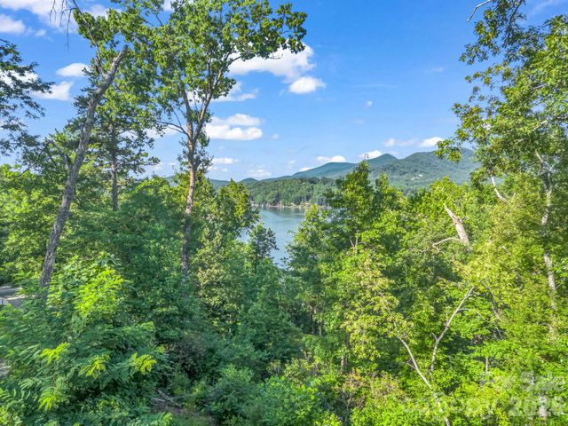 36 Pierpoint Drive, Lake Lure, NC 28746