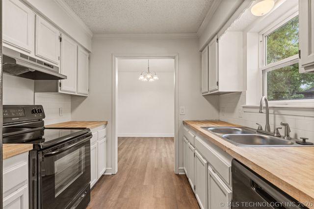 7114 E 98th Street, Tulsa, OK 74133