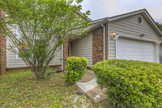 7114 E 98th Street, Tulsa, OK 74133