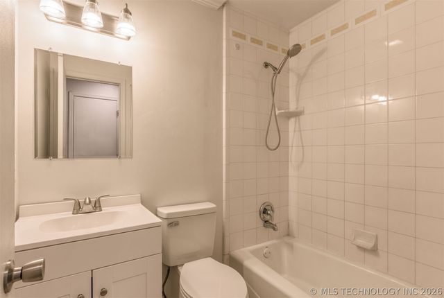 7114 E 98th Street, Tulsa, OK 74133