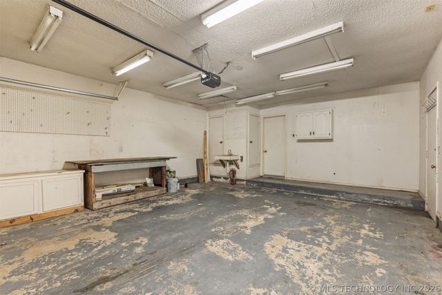 7114 E 98th Street, Tulsa, OK 74133