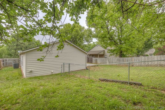 7114 E 98th Street, Tulsa, OK 74133