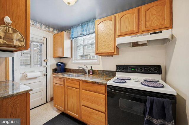 1929 ELSTON ST, Philadelphia, PA 19138