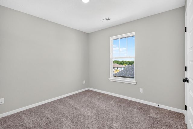 887 S Parkside Circle, Nixa, MO 65714