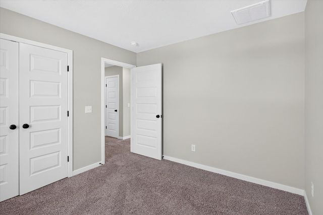 887 S Parkside Circle, Nixa, MO 65714