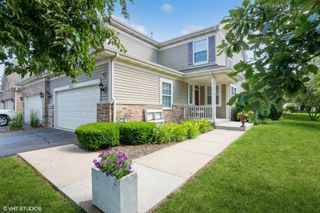 6n325 Whitmore Circle E, St. Charles, IL 60174