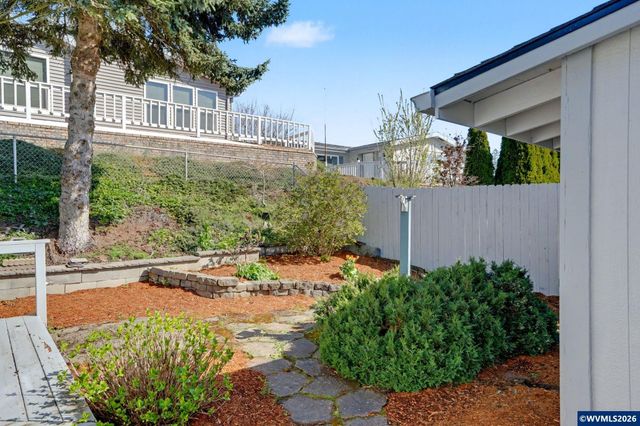 2120 Robins Ln SE 56, Salem, OR 97306