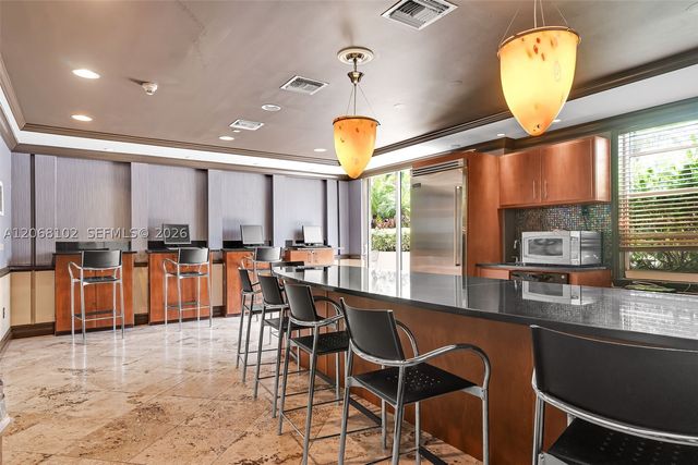 520 SE 5th Ave 1707, Fort Lauderdale, FL 33301