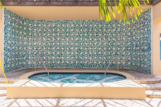 520 SE 5th Ave 1707, Fort Lauderdale, FL 33301