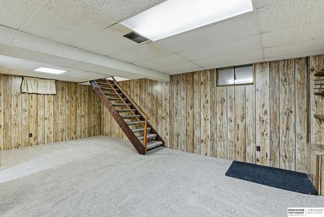 703 Vernon Avenue, Bellevue, NE 68005