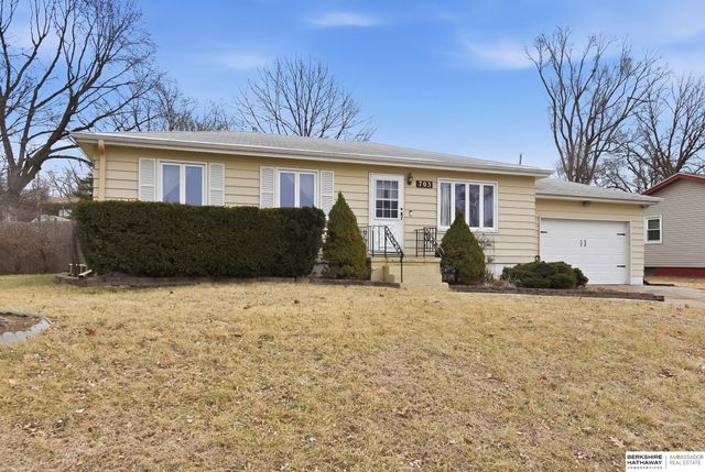 703 Vernon Avenue, Bellevue, NE 68005