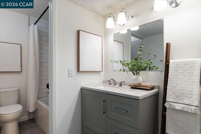 2716 Oak Road 95, Walnut Creek, CA 94597