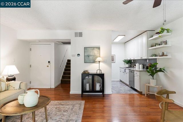 2716 Oak Road 95, Walnut Creek, CA 94597