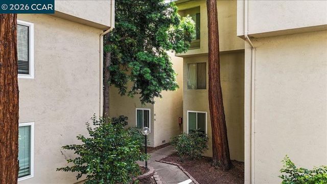 2716 Oak Road 95, Walnut Creek, CA 94597